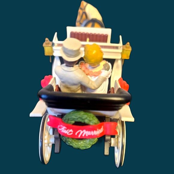 Carlton Horse & Buggy Bridal Couple‎ 1st Christmas Together 1998 - Picture 4 of 5